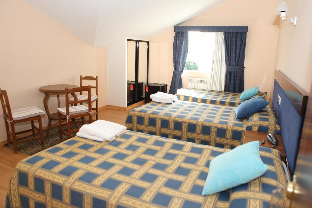 Hotel Santa Cruz Montaos Eksteriør bilde